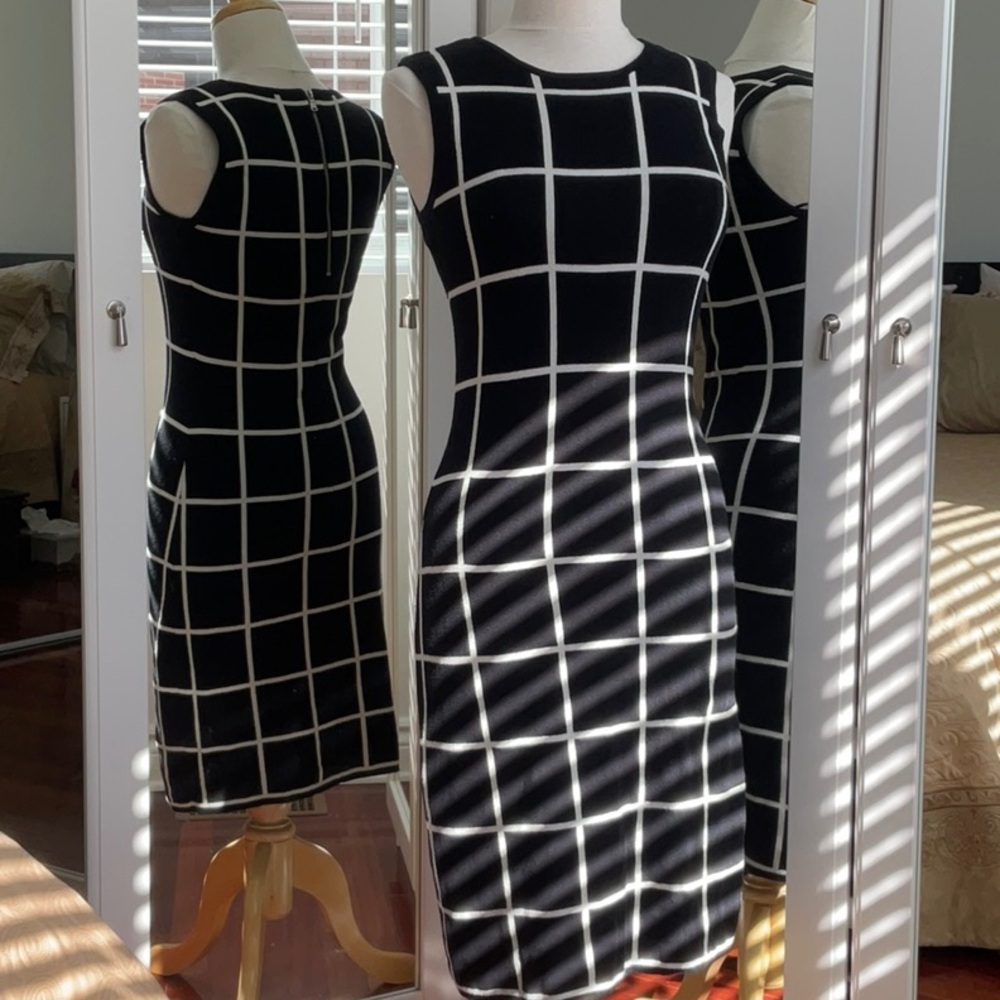 Lauren Ralph Lauren Navy & White Sleeveless knit Midi Dress / Size Small